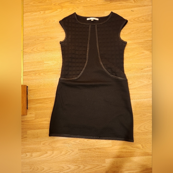 Max Studio medium little black dress with leather like trim and side pockets - Picture 1 of 4